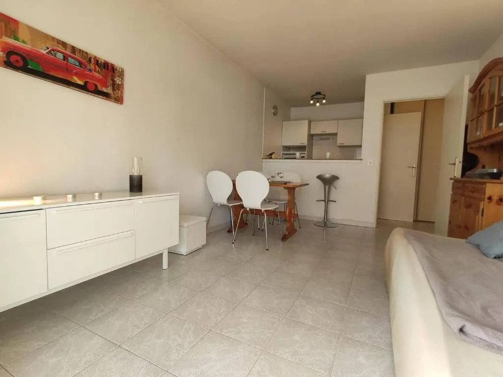Appartement Juan les Pins, 2 pièces, 4 personnes - FR-1-252-155