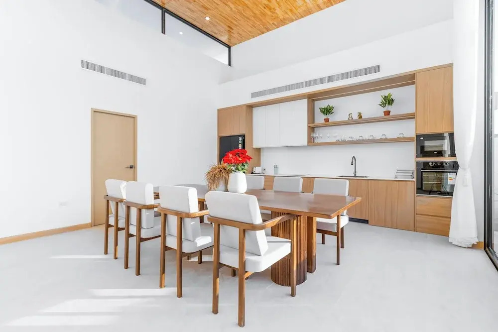 New 4BR Pool Villa Modern Oasis V283