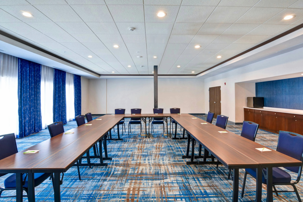 Courtyard by Marriott Long Island Islip/Courthouse Complex