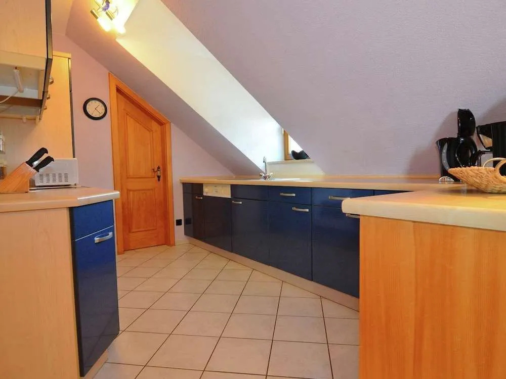 Homely Apartment with BBQ in Riedenburg Prunn near Forest