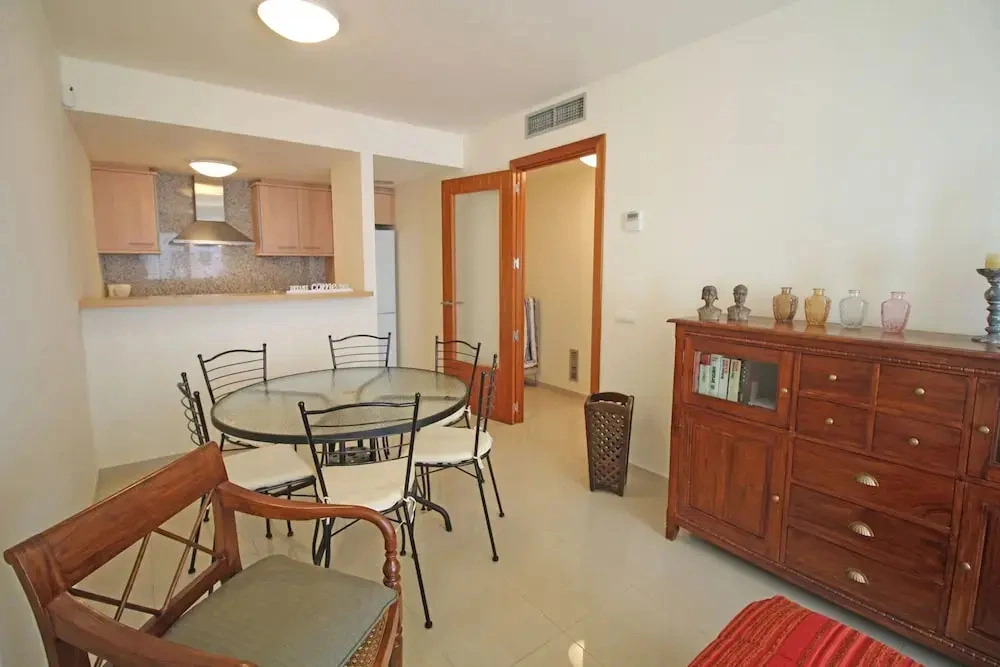 Apartment in Roses Near the Beach