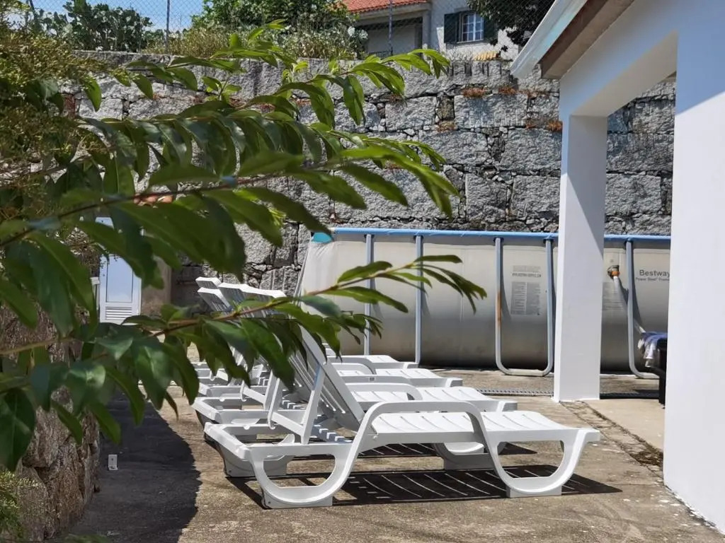 Fernandes House