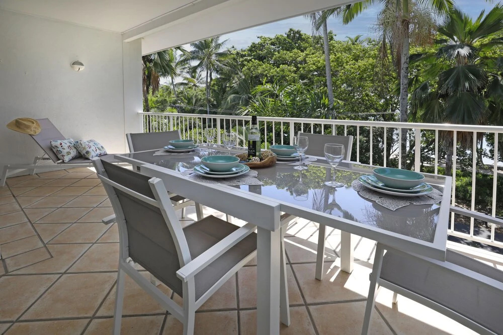 Oceanfront Breeze with Ultimate Beach Views 5
