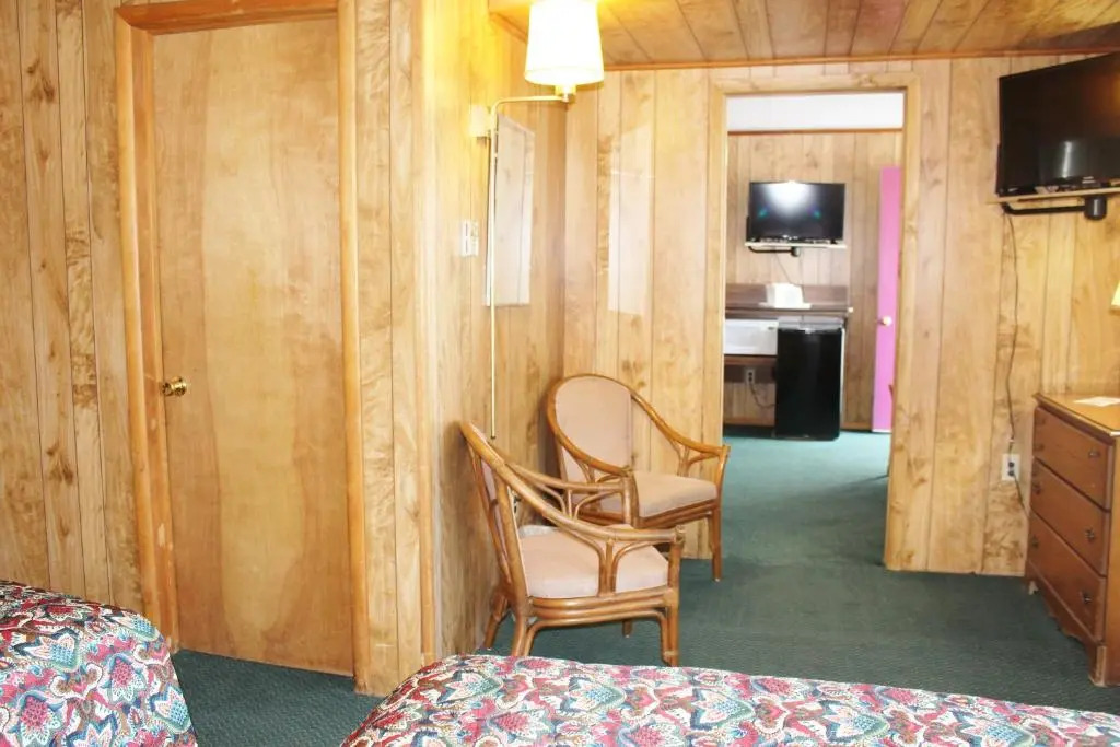 Barberry Court Motel &Cabins