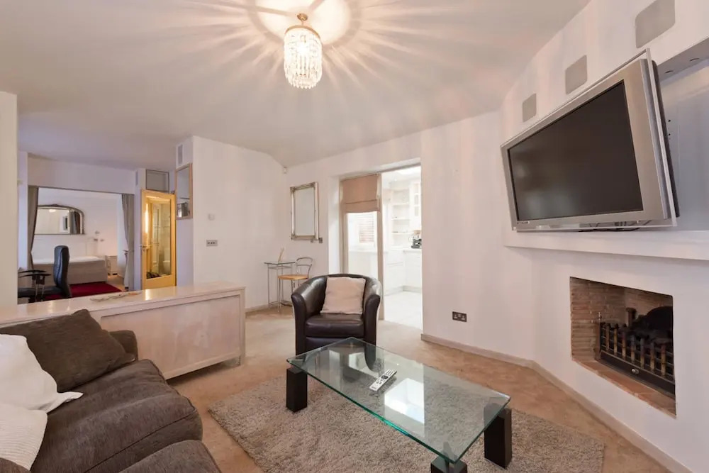 Town House In Dublin 4