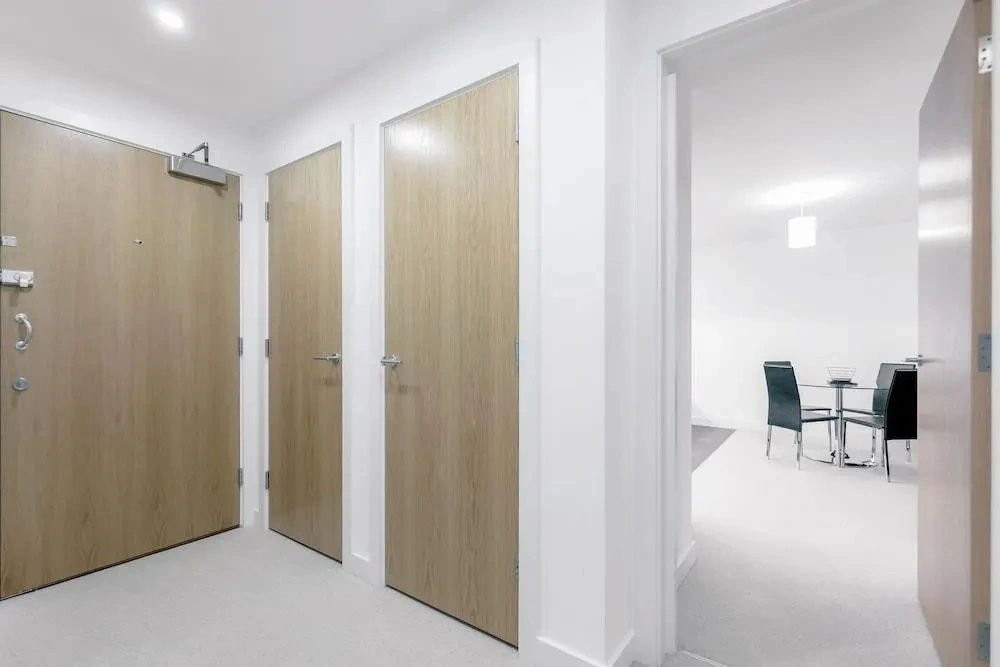 Roomspace Serviced Apartments - Queensway