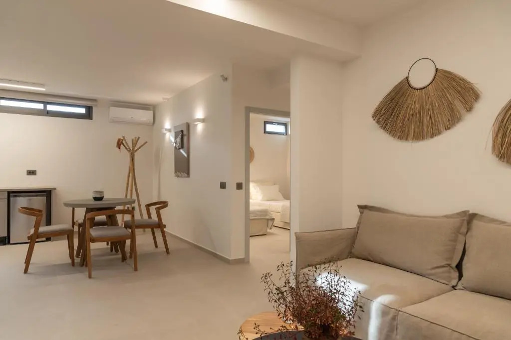 Athina Luxury Villa, with Pool & Walk to the Beach, By ThinkVilla
