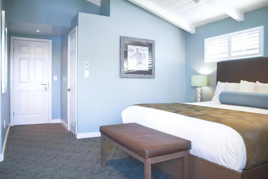 Ocean Echo Inn & Beach Cottages