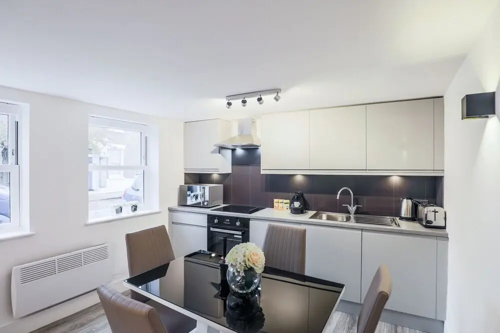 Fulham Apartment by Emerald