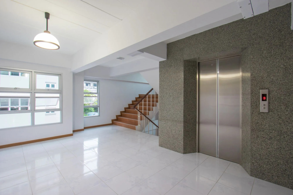 Jr Mansion On Nut Soi 25