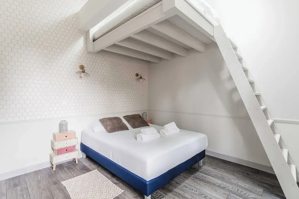 Townhouse With Garden 100m From Place Morny