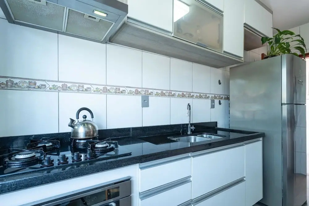 Casa com Churrasqueira a 550m da Praia Itaipua u