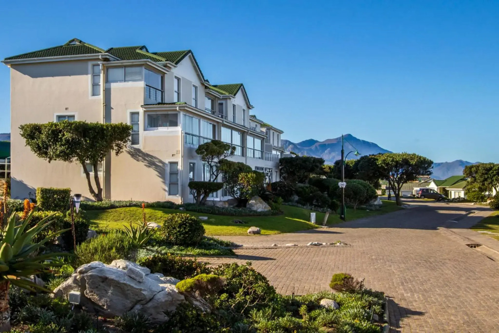 29@Whale Rock Estate