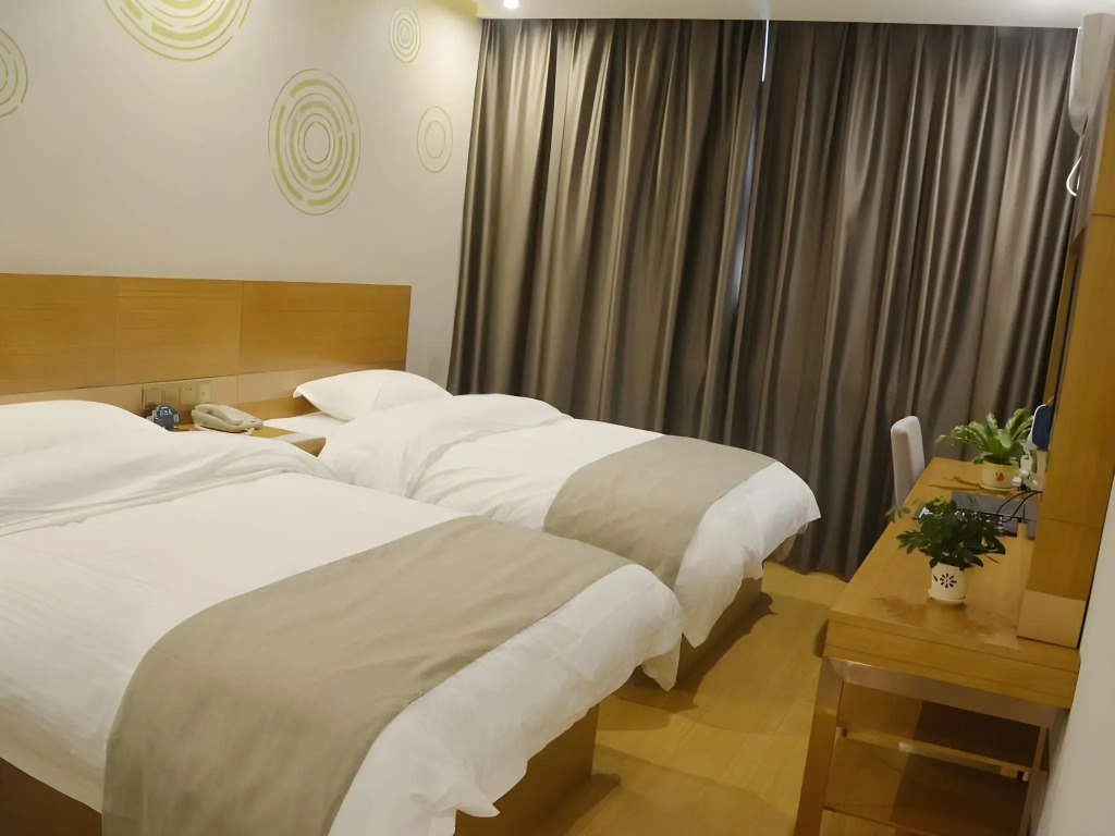 GreenTree Inn Anqing Wangjiang County Lantian Road Yiheyuan Express Hotel