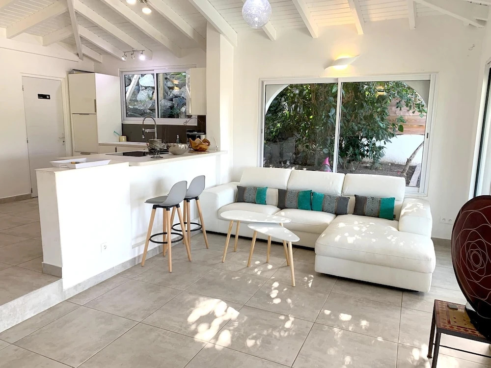 Villa With 5 Bedrooms in Saint Martin, With Wonderful sea View, Private Pool and Terrace - 500 m From the Beach