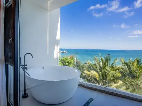 Sanya Panda's Powder House Sea View Beautiful Suites