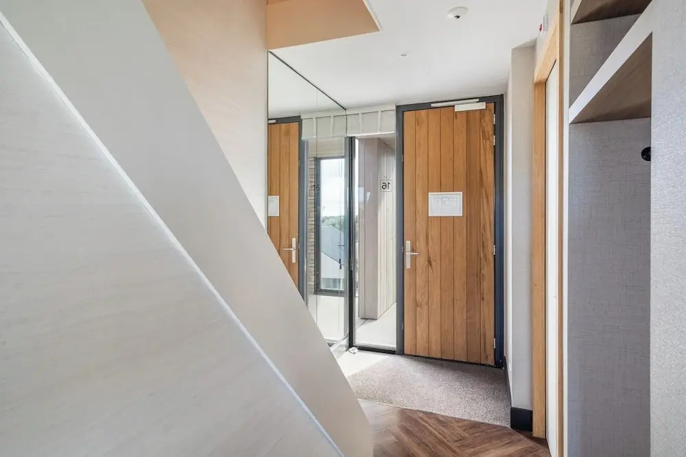Lavish Apartment With Private Sauna