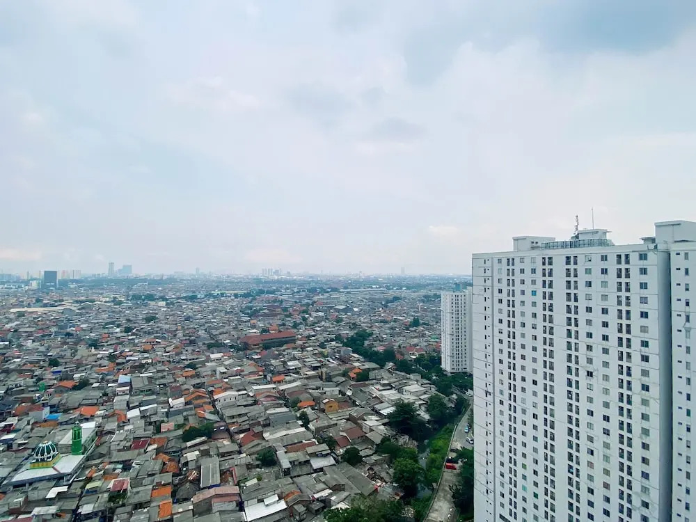 Comfy And Strategic Studio Apartment At Bassura City