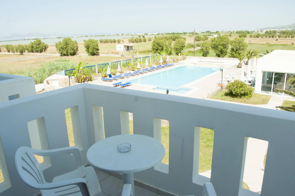Bouradanis Art Hotel