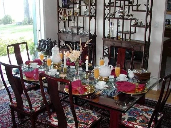 Belle Vue Bed & Breakfast