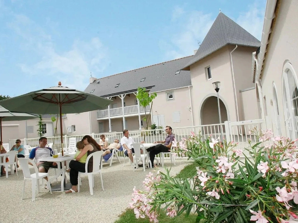 Brittany Retreat w/ Pool