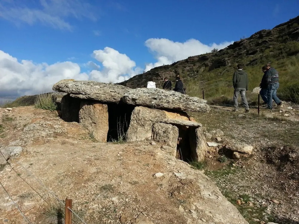 Cuevas Almagruz