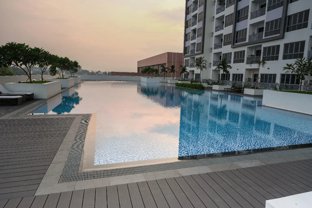 LOVINA 6-12 at Harbour Bay Residences