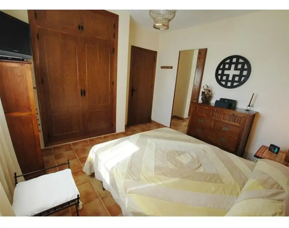Chalet con piscina privada casa blanca