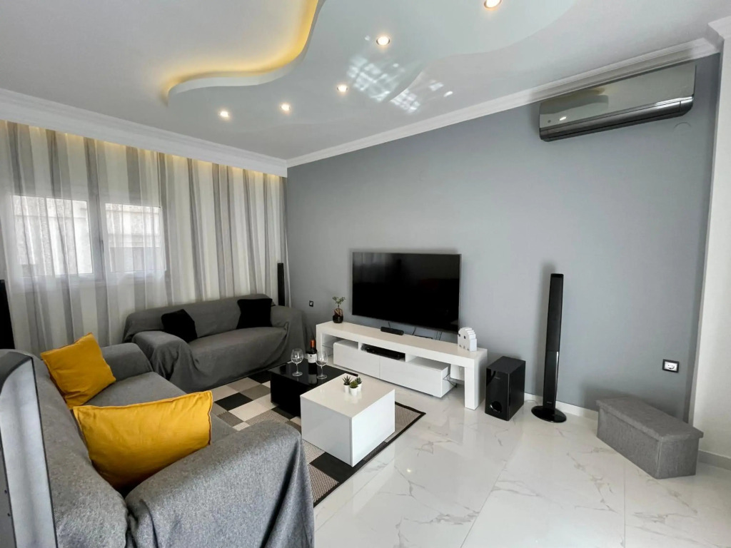 Luxurious Modern Home in Kalamaria, Thessaloniki