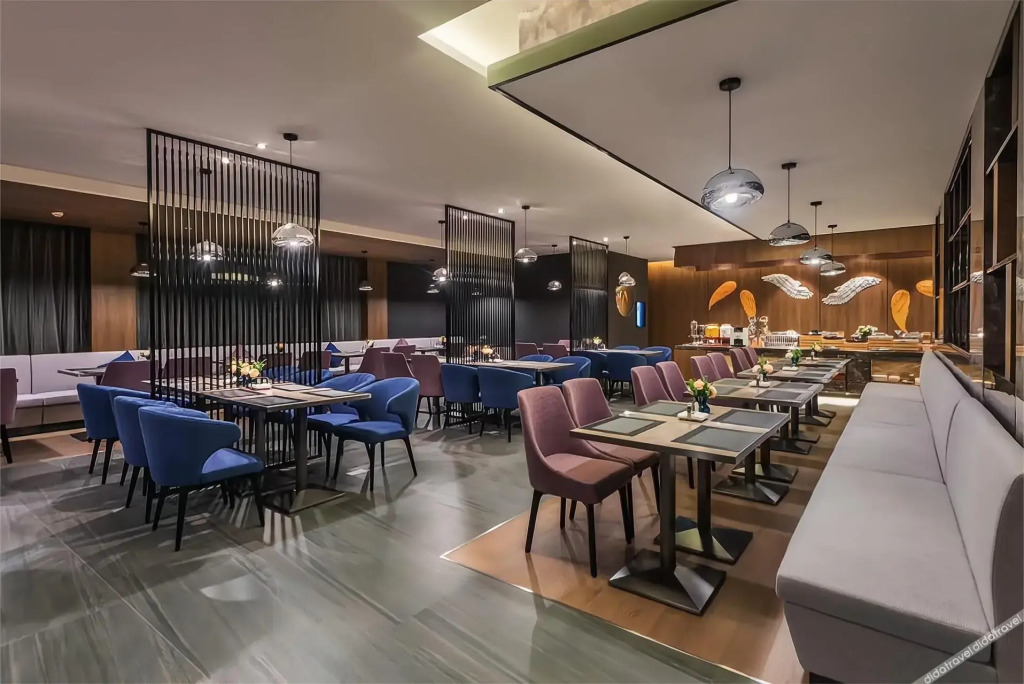 Orange Hotel  (Shanghai Hongqiao Railway Station Store)
