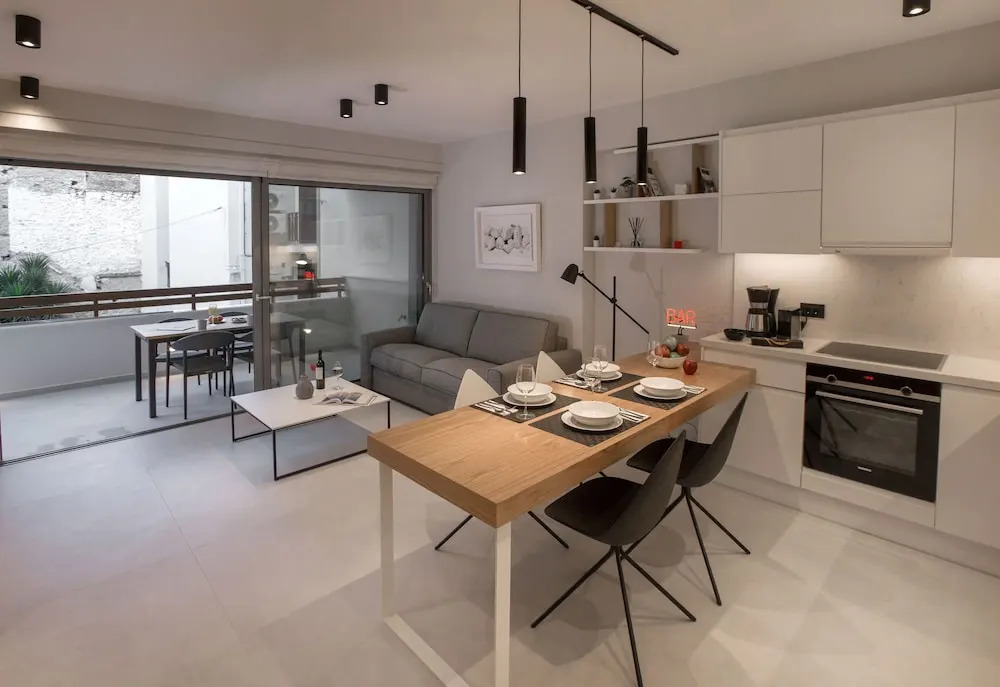 Acropolis Residence by A&A Residences