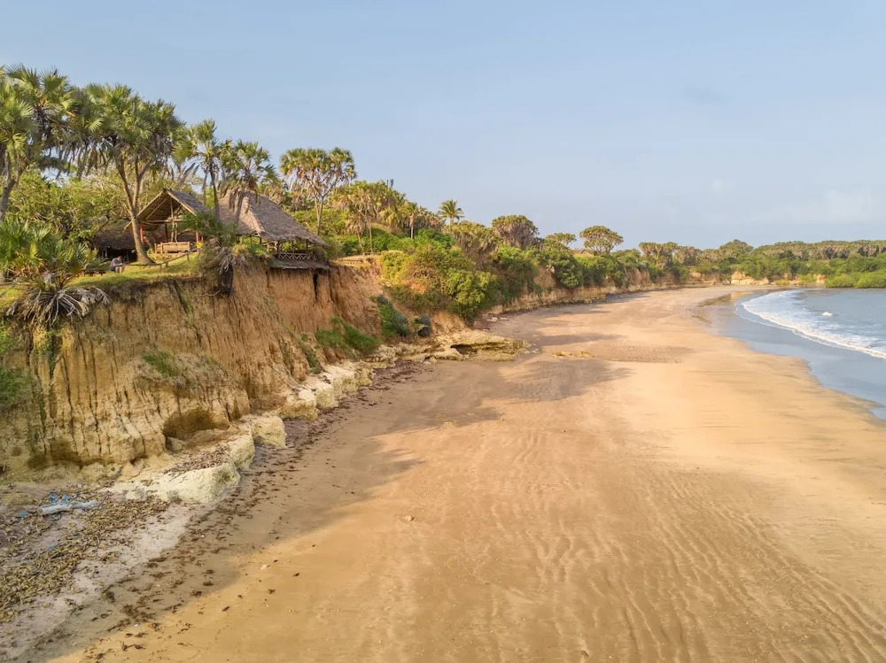 Mkoma Bay Tented Lodge