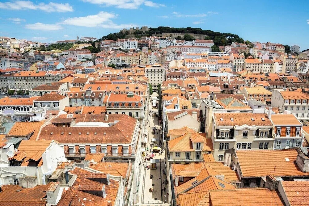 Old Town Chiado Balcony Aircon by LD Apartments