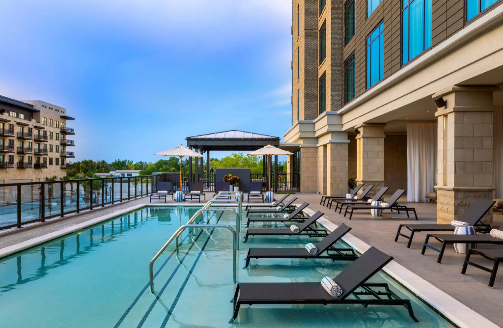 Thompson Savannah, by Hyatt