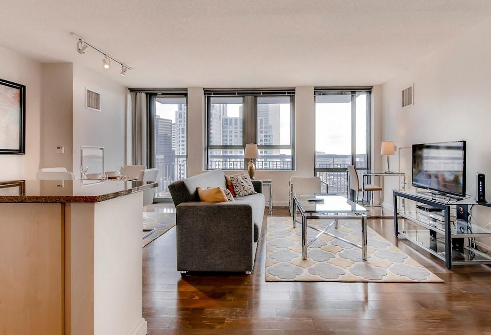 Luxury Apartments on Washington Street