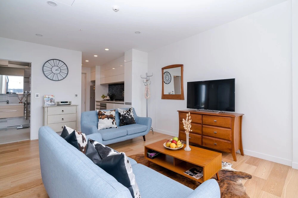 Epsom Central Brand New Apartment