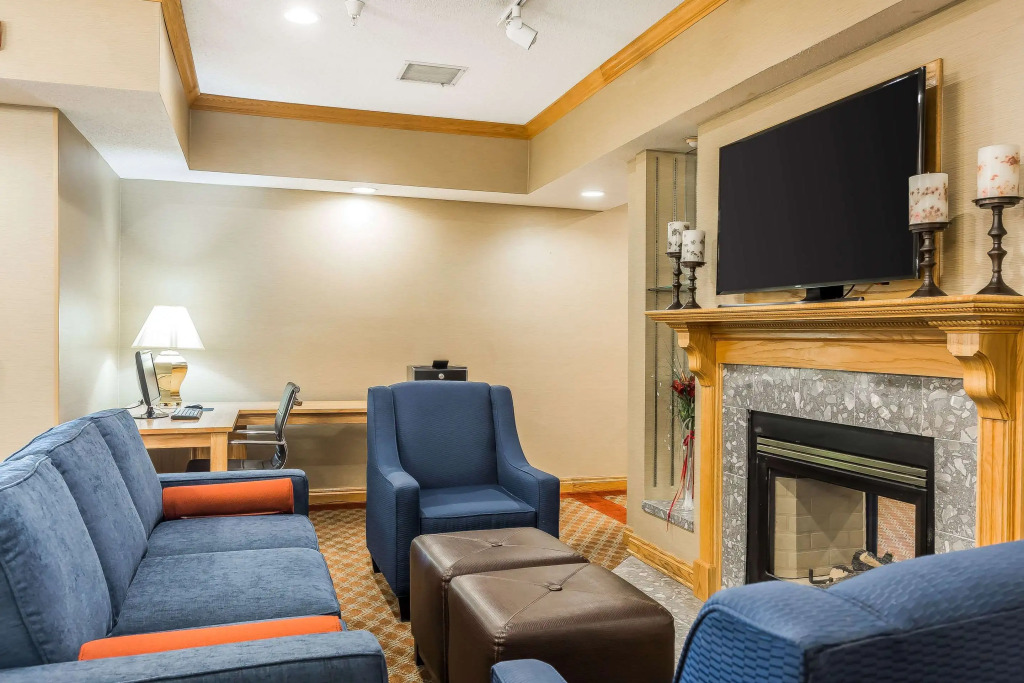 Comfort Inn & Suites Mishawaka-South Bend