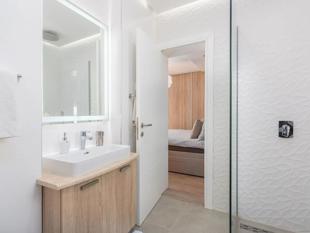 Modern Holiday House Favola In Funtana For 7 Persons Near The Beach