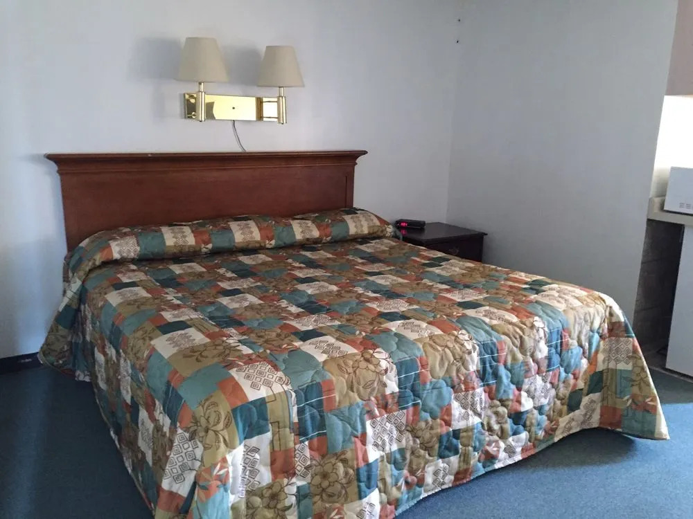 Iron Horse Inn
