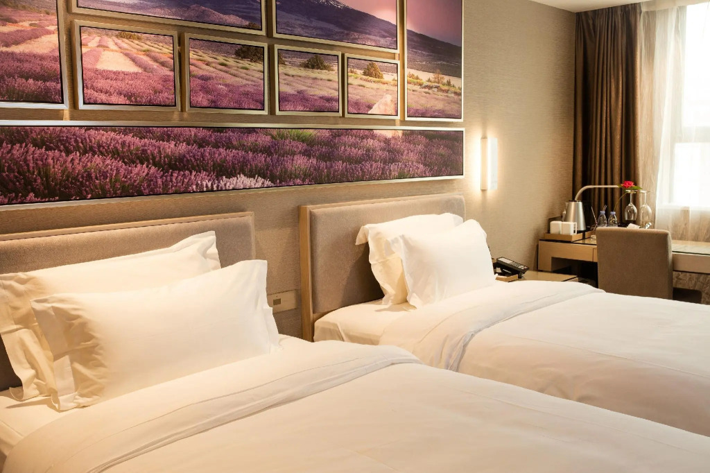Lavande Hotel Shenzhen North Station Bantian Subway Station