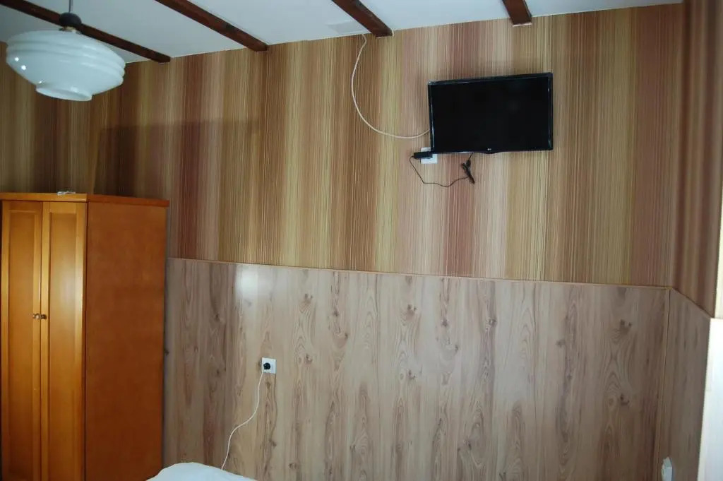 Stivan Iskar Hotel