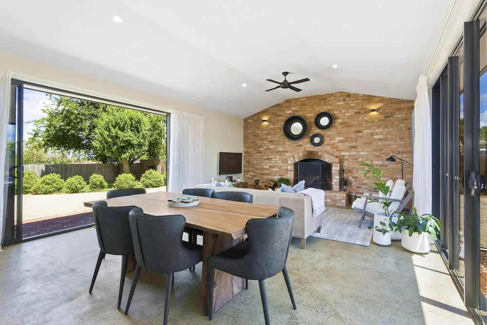 Embracing Evandale