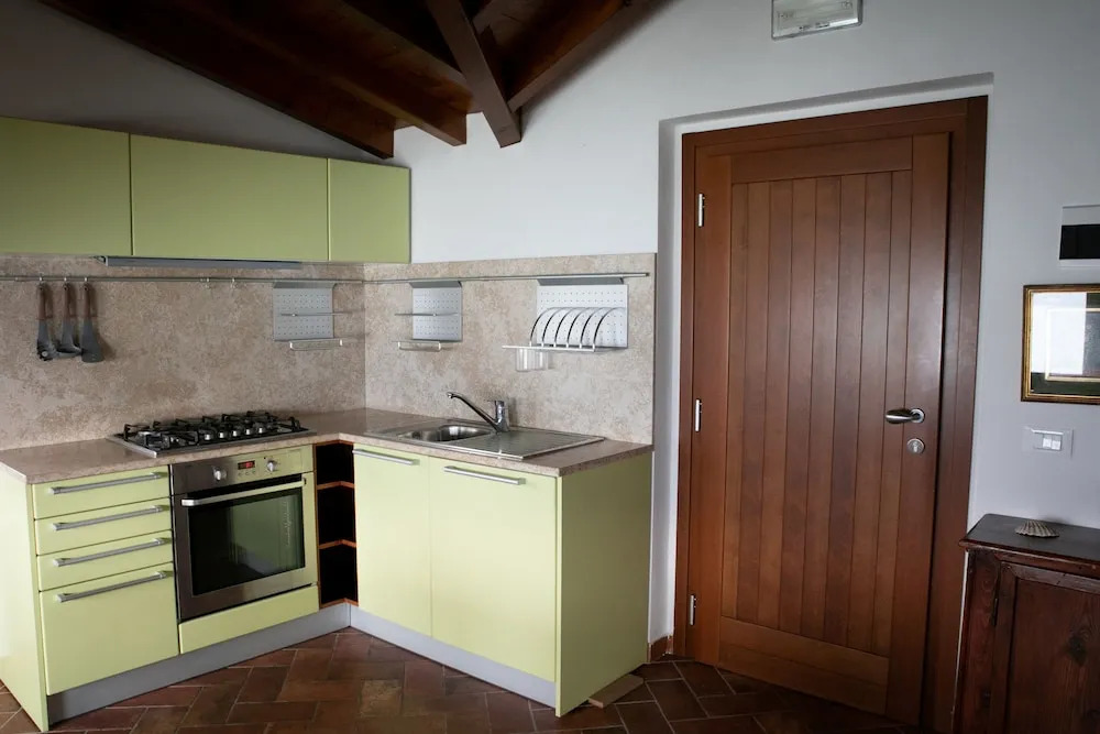 IseoLakeRental - La Stallina - Monte Isola