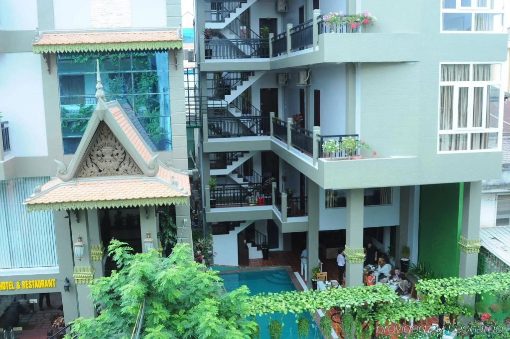 King Grand Boutique Hotel