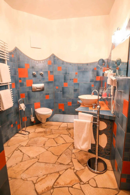 Backstage Hotel