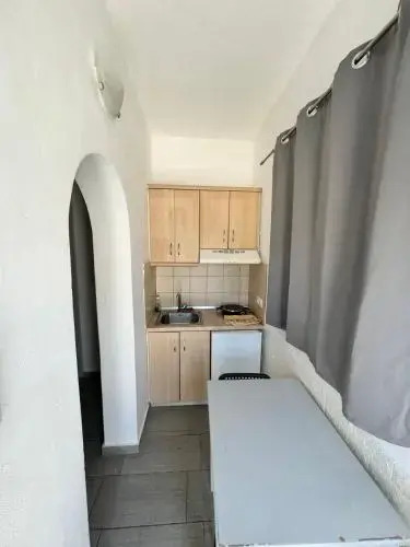 Deep Blue Rooms & Apartments