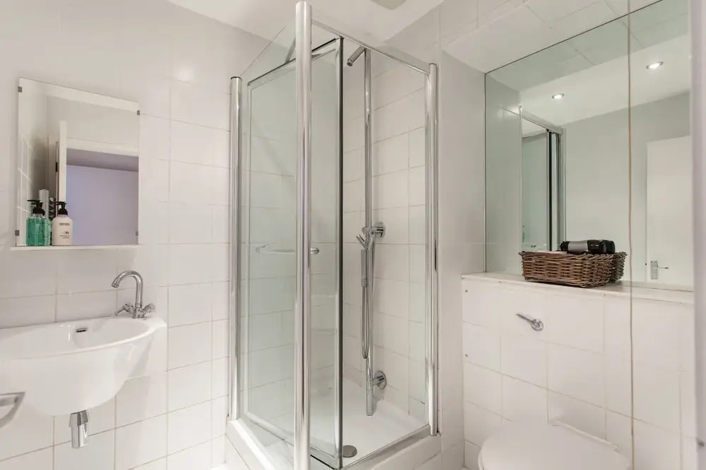 Spacious Apartment Berwick St &Oxford St