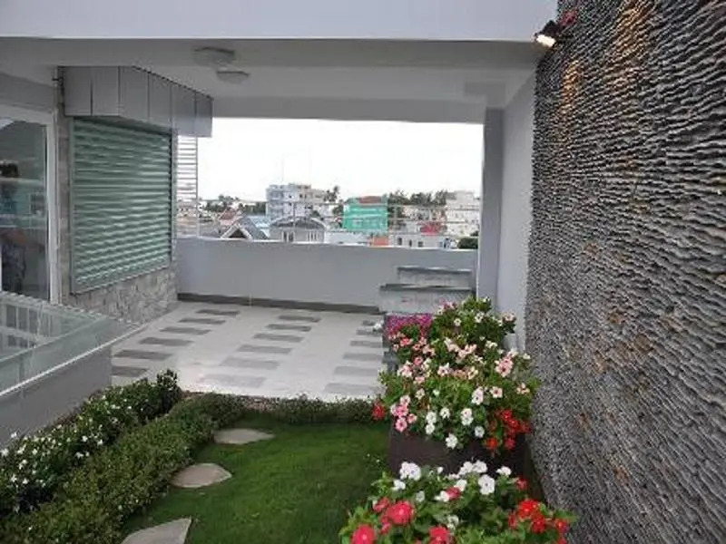 Sky Luck Hotel