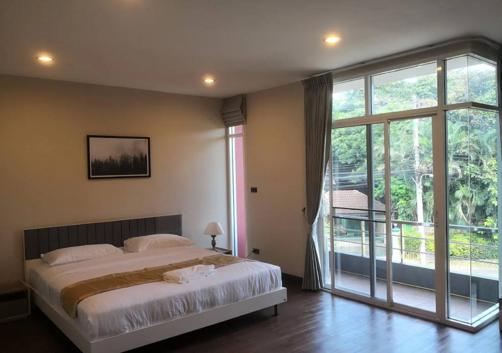 Votel Holiday House