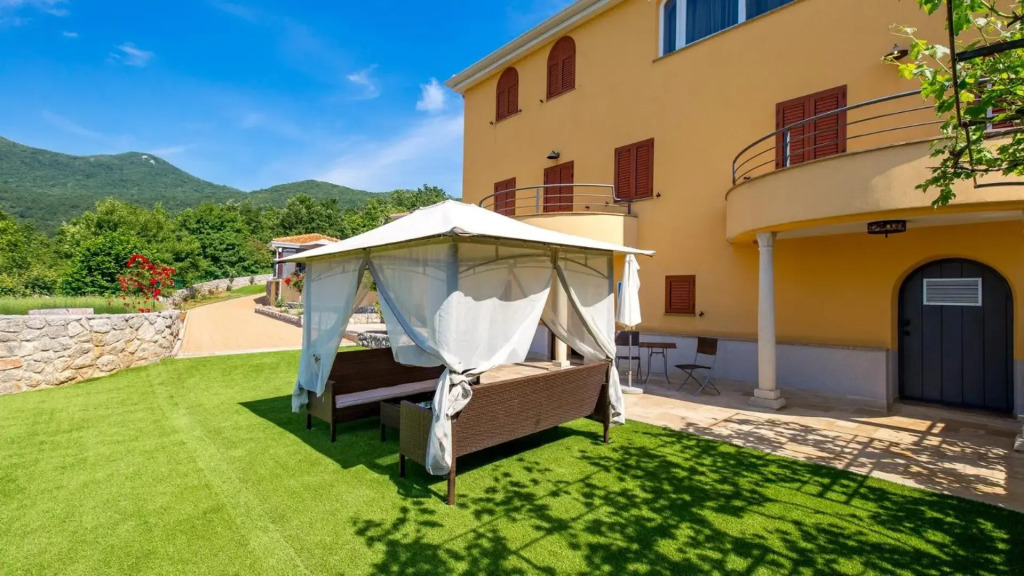 Apartments Villa BV